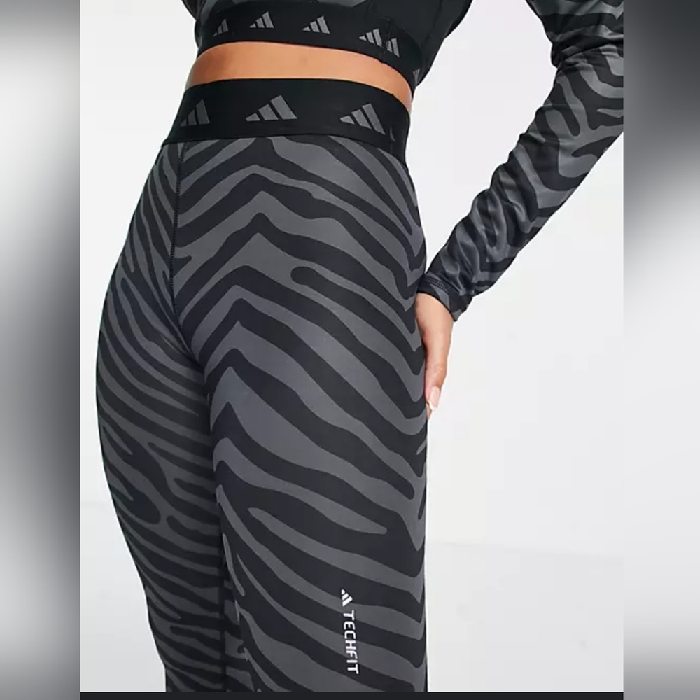 Addidas hyperglam leggings